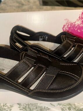 Clarks Cloudsteppers Black Slip-On Shoes